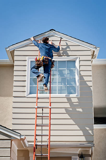 How To Choose The Right Materials for Your Siding Installation in 'Chipley, FL